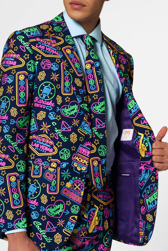 Retro Las Vegas Themed Poker Carnaval suit Mr. Vegas worn by man inside jacket