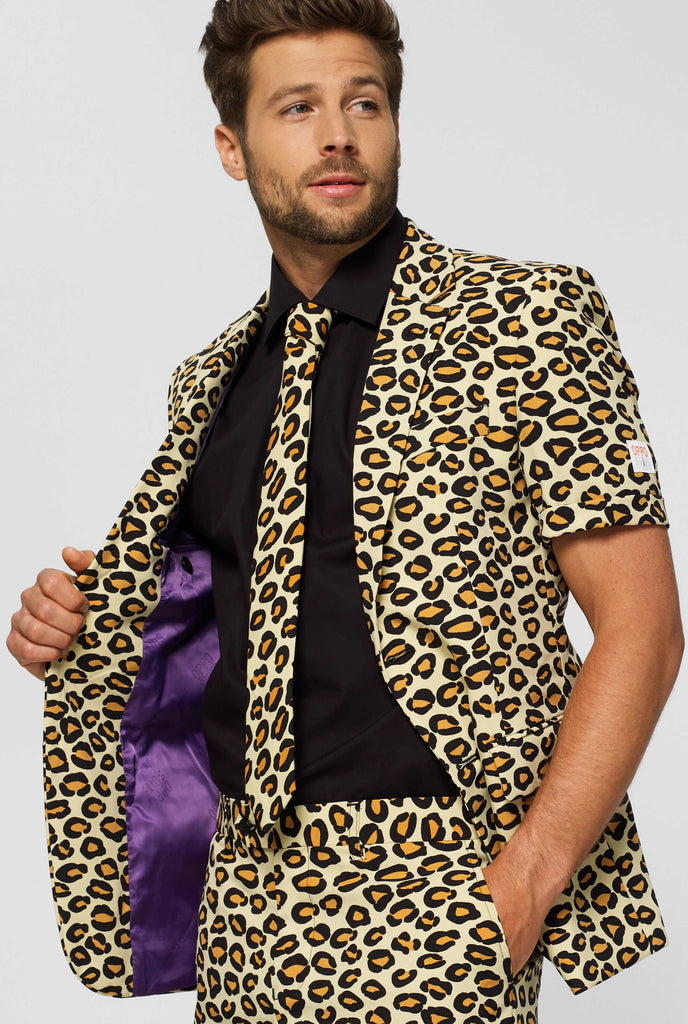 Man wearing summer suit with leopard print