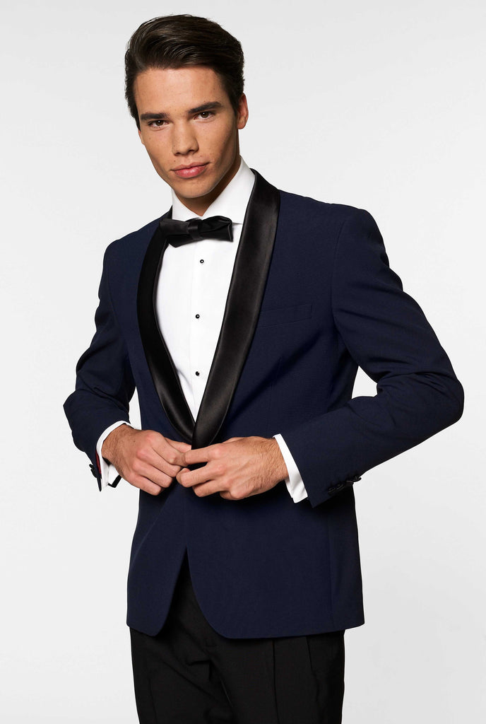 Blue and black tuxedo Midnight Blue worn by men zoomed in